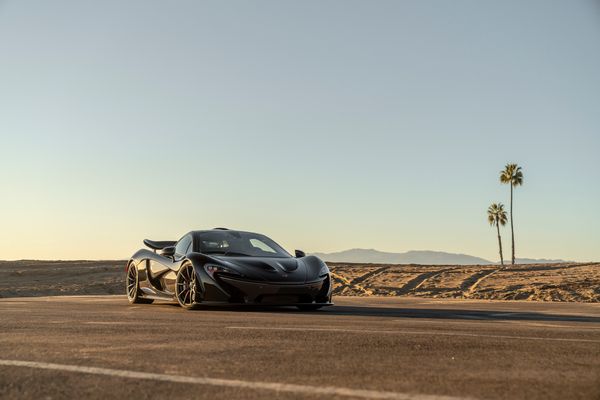 2015 McLaren P1