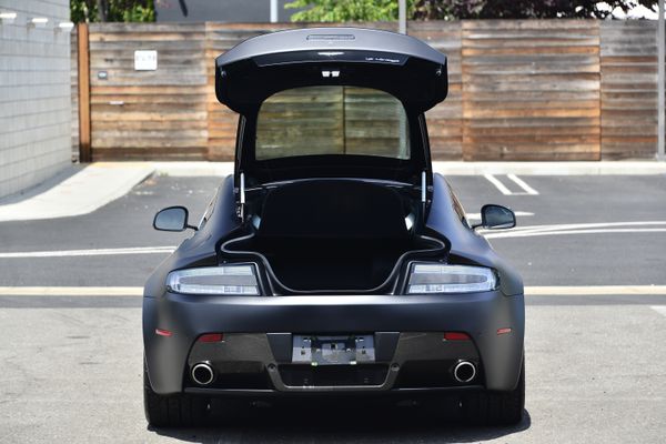 2012 Aston Martin V12 Vantage Carbon Black