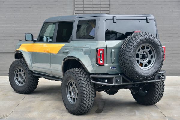 2022 Ford  Bronco Wildtrak V6 4-Door