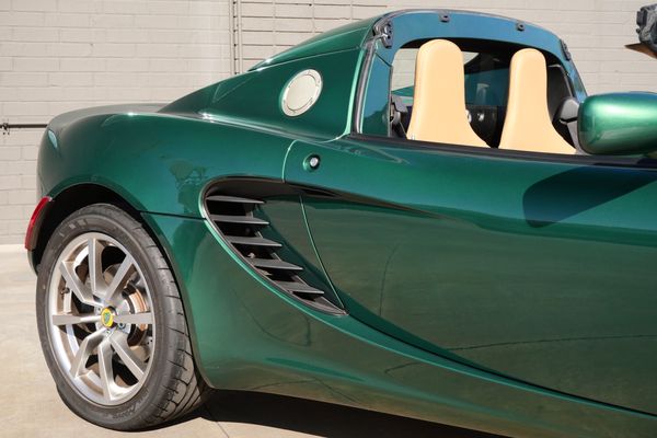 2005 Lotus Elise