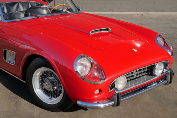 1968 Ferrari 250 California Replica