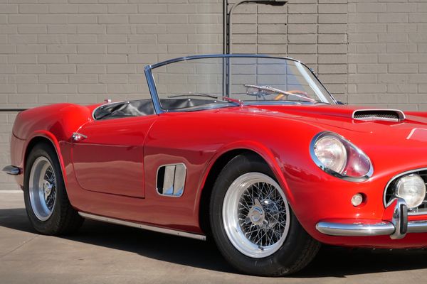 1968 Ferrari 250 California Replica