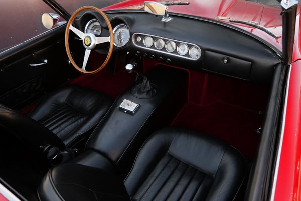 1968 Ferrari 250 California Replica