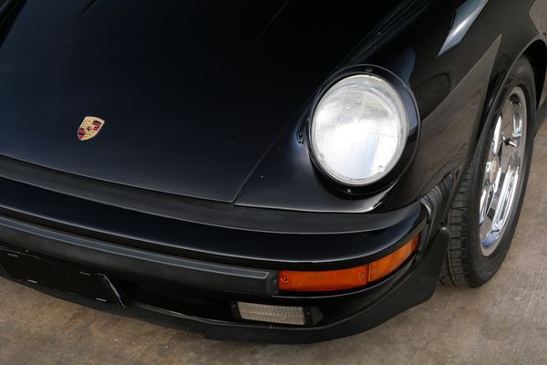 1987 Porsche 911 Carrera Coupe