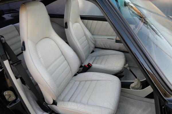 1987 Porsche 911 Carrera Coupe