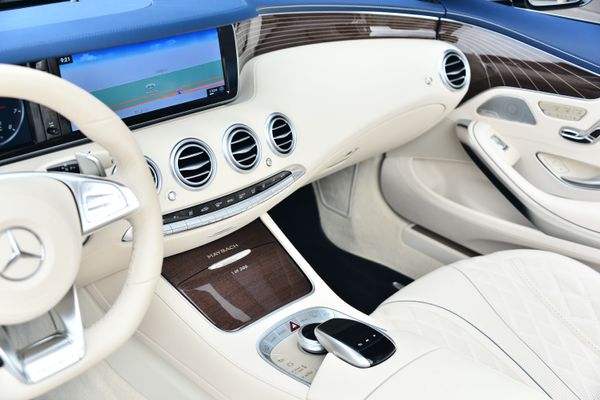 2017 Mercedes-Maybach S650 Cabriolet