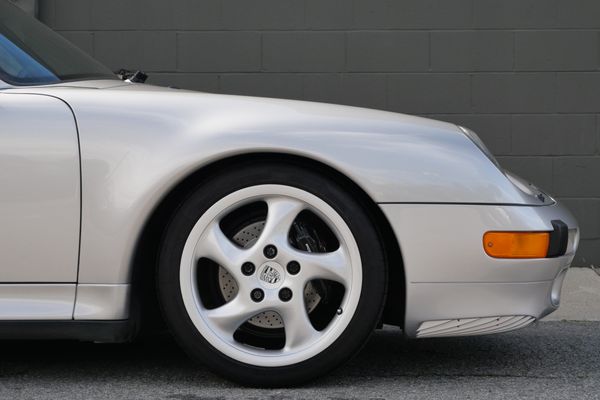 1998 Porsche 911 Carrera S Coupe 6-Speed