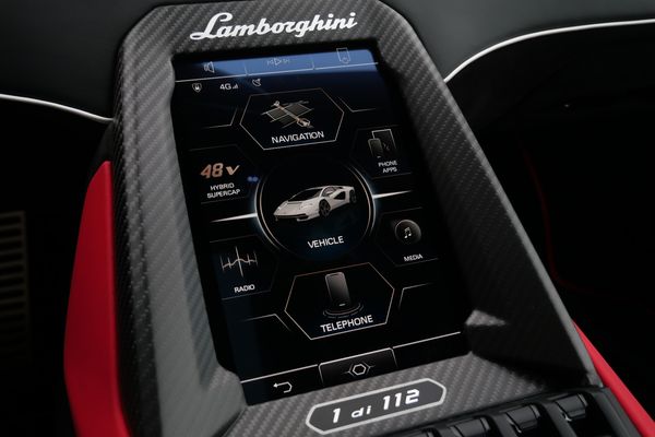 2022 Lamborghini Countach LPI800-4